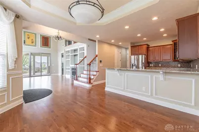 681 Mackenzie Court, Centerville, OH 45458 - Photo 2