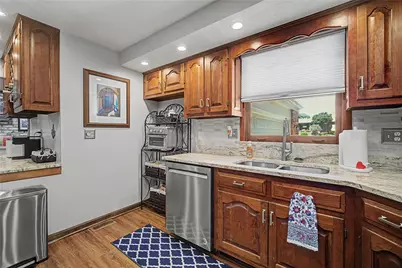 209 E Twin Street, Lewisburg, OH 45338 - Photo 6