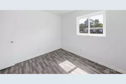 4637 Vanguard Avenue, Jefferson Twp, OH 45417 - Photo 14