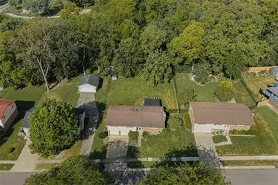 833 Lea Castle Place, Miamisburg, OH 45342 - Photo 2