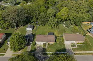 833 Lea Castle Pl, Miamisburg, OH 45342 - Photo 2