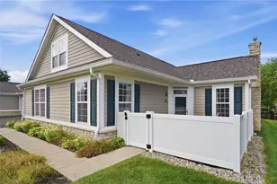 4782 Cobblestone Dr, Tipp City, OH 45371 - Photo 4