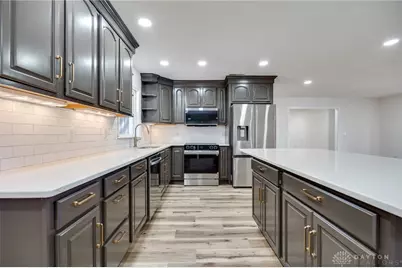 9550 Paragon Road, Dayton, OH 45458 - Photo 10