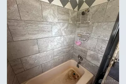 16 S Plaza Avenue, Dayton, OH 45417 - Photo 32