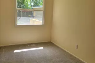 518 N Scott St, New Carlisle, OH 45344 - Photo 6