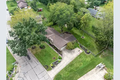 7805 Raintree Road, Washington Twp, OH 45459 - Photo 40