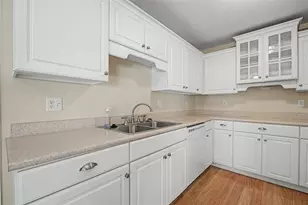 2157 Oak Tree Dr, Kettering, OH 45440 - Photo 16