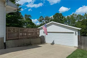 3588 Roselawn Dr, Beavercreek, OH 45430 - Photo 14