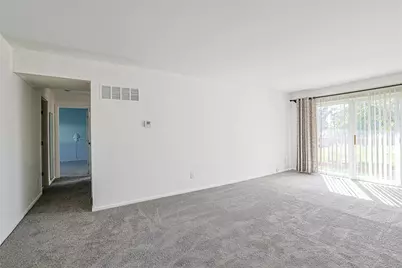 2260 Coach Drive #D, Kettering, OH 45440 - Photo 4