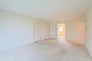 2260 Coach Dr, Kettering, OH 45440 - Photo 6