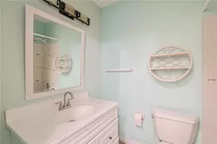 2260 Coach Dr, Kettering, OH 45440 - Photo 18