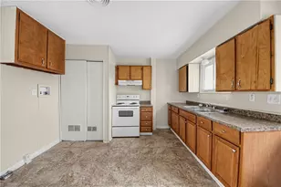 859 Flintridge Dr, Fairborn, OH 45324 - Photo 12