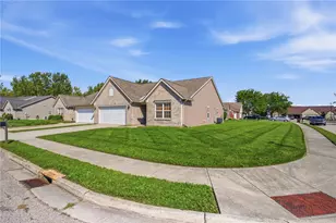2300 Wilshire Dr, Piqua, OH 45356 - Photo 4