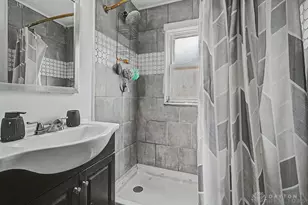212 Marathon Ave, Dayton, OH 45405 - Photo 12
