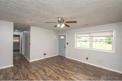 1482 Cobblestone Street, Riverside, OH 45432 - Photo 4