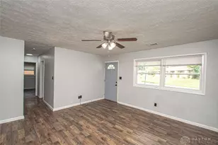 1482 Cobblestone St, Riverside, OH 45432 - Photo 4