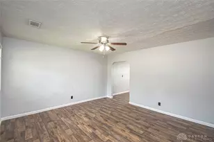 1482 Cobblestone St, Riverside, OH 45432 - Photo 2