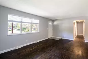 3555 Knollwood Dr, Beavercreek, OH 45432 - Photo 2