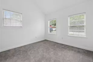 629 Little Meadow Dr, Dayton, OH 45404 - Photo 20