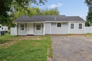 629 Little Meadow Dr, Dayton, OH 45404 - Photo 2