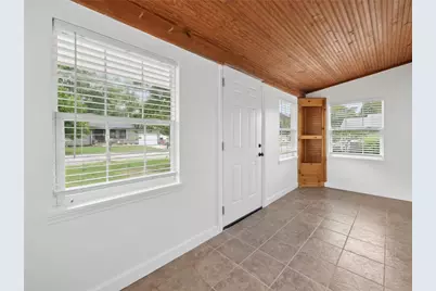 629 Little Meadow Drive, Dayton, OH 45404 - Photo 8