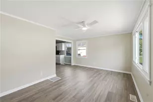 5276 Woodbine Ave, Dayton, OH 45432 - Photo 6