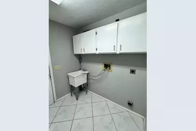 6724 Winding Cove, Dayton, OH 45459 - Photo 12
