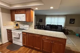 2308 Wrenside Ln, Dayton, OH 45440 - Photo 8