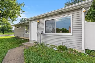 2151 S Smithville, Kettering, OH 45420 - Photo 2