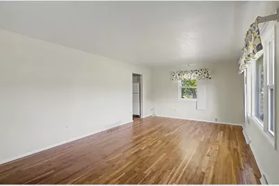 2064 Hillsdale Avenue, Harrison Twp, OH 45414 - Photo 6