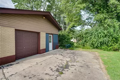 9025 Bunnell Hill Road, Clearcreek Twp, OH 45066 - Photo 2