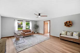902 S Mulberry St, Troy, OH 45373 - Photo 8