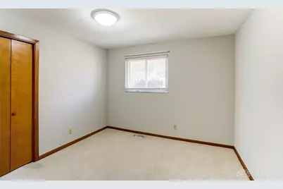 640 Deptford Avenue, Washington Twp, OH 45429 - Photo 24
