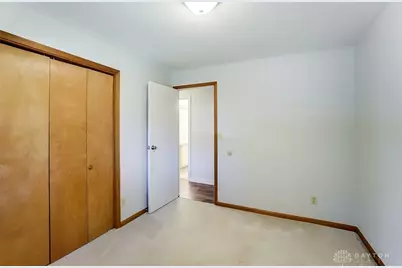640 Deptford Avenue, Washington Twp, OH 45429 - Photo 34