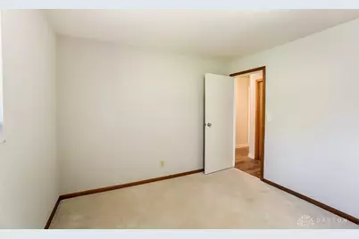 640 Deptford Avenue, Washington Twp, OH 45429 - Photo 26