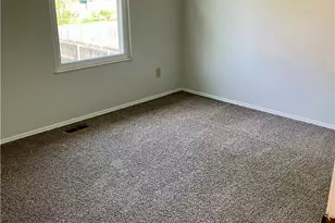 8711 Watergate Dr, Huber Heights, OH 45424 - Photo 20