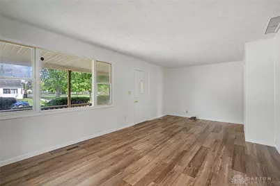 413 N Church Street, New Carlisle, OH 45344 - Photo 8