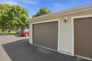 6701 Green Branch Dr, Centerville, OH 45459 - Photo 24