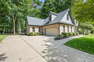 2968 Walling Way, Beavercreek, OH 45434 - Photo 2