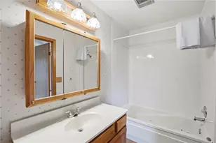 3781 Knollwood Dr, Beavercreek, OH 45432 - Photo 22