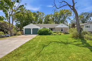 3781 Knollwood Dr, Beavercreek, OH 45432 - Photo 2