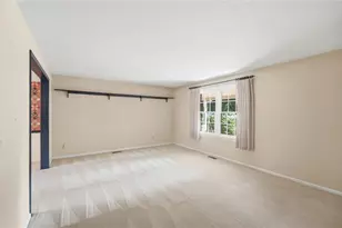 2933 Meadow Park Dr, Kettering, OH 45440 - Photo 16