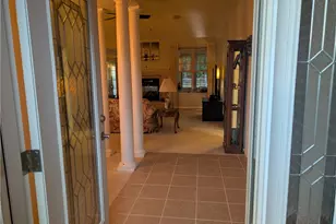 5981 Oak Ridge Dr, Huber Heights, OH 45424 - Photo 6