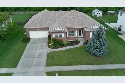 5981 Oak Ridge Drive, Huber Heights, OH 45424 - Photo 1