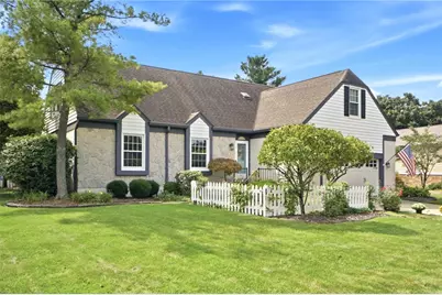 9267 N Creek Lane, Centerville, OH 45458 - Photo 2
