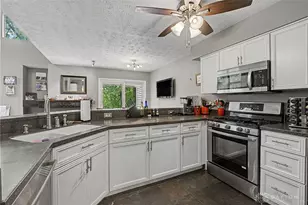 3932 W Summit Ridge Dr, Beavercreek, OH 45430 - Photo 24