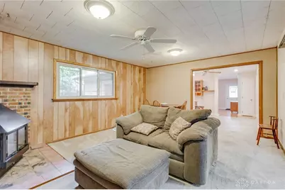 135 Lisa Lane, Yellow Springs Vlg, OH 45387 - Photo 12