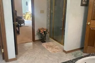 2035 Canterbury Ct, Troy, OH 45373 - Photo 6