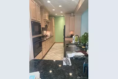 2035 Canterbury Court, Troy, OH 45373 - Photo 8