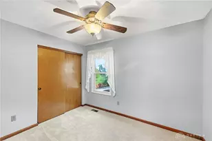 270 Lakeside Dr, Springboro, OH 45066 - Photo 32